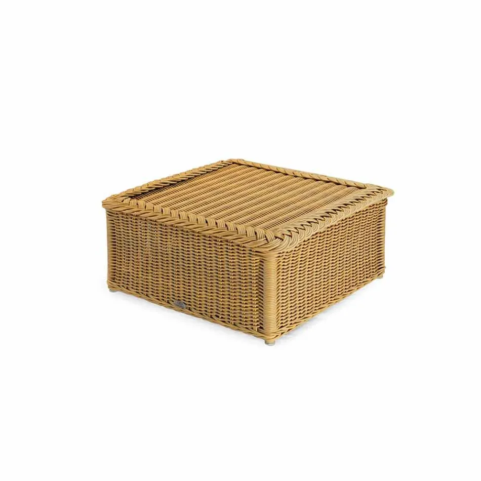 Tabeli na zewnątrz w całości wykonana z plecionki z polietylenu strony Mat Viadurini