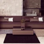 Kwadratowy nowoczesny stolik ogrodowy Vela firmy Vondom, z polietylenu Viadurini