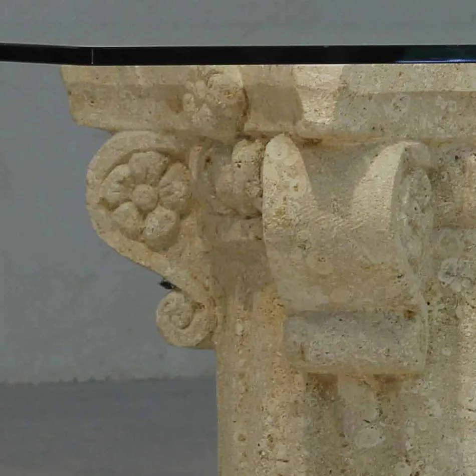 stolik z kamienia i szkła pokoju dziennego z klasycznym wystrojem Balos Viadurini