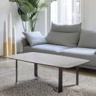 Stolik kawowy ze szkła ceramicznego z podstawą z malowanego metalu - Camilo Viadurini