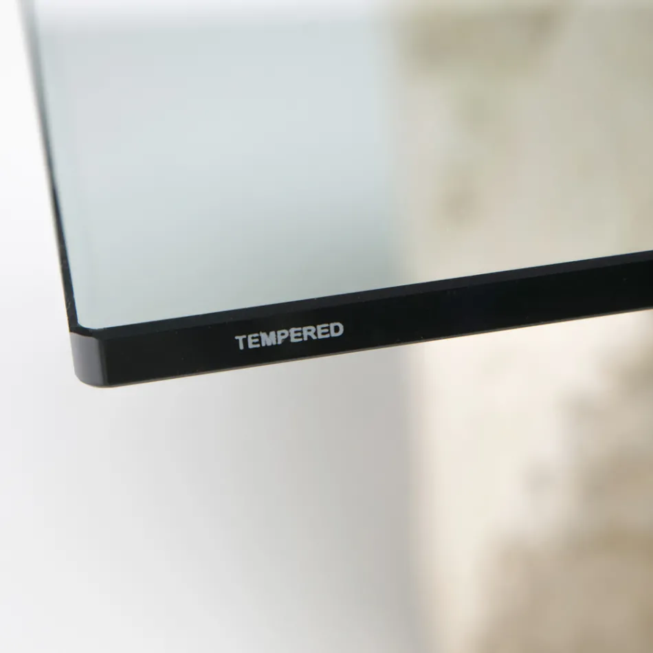 Prostokątny stolik kawowy z podstawą z białego kamienia kopalnego - Gardenia Viadurini