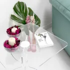 Kwadratowy stolik kawowy, w przezroczystych listwach PMMA Viadurini