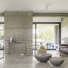 Okrągły stolik kawowy z drewna z recyklingu i stali w kolorze białym lub szarym - Genoveffa Viadurini