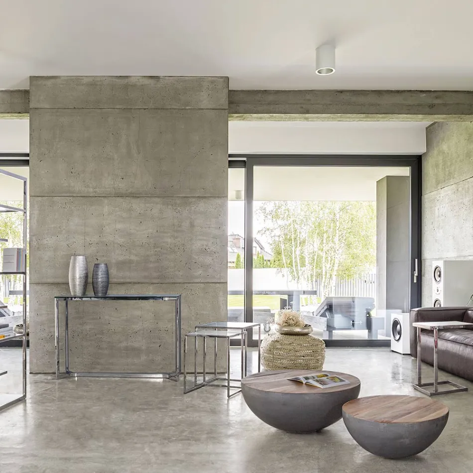 Okrągły stolik kawowy z drewna z recyklingu i stali w kolorze białym lub szarym - Genoveffa Viadurini