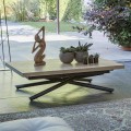 Transformowalny stolik kawowy z drewnianym blatem i metalową podstawą Made in Italy - Peach