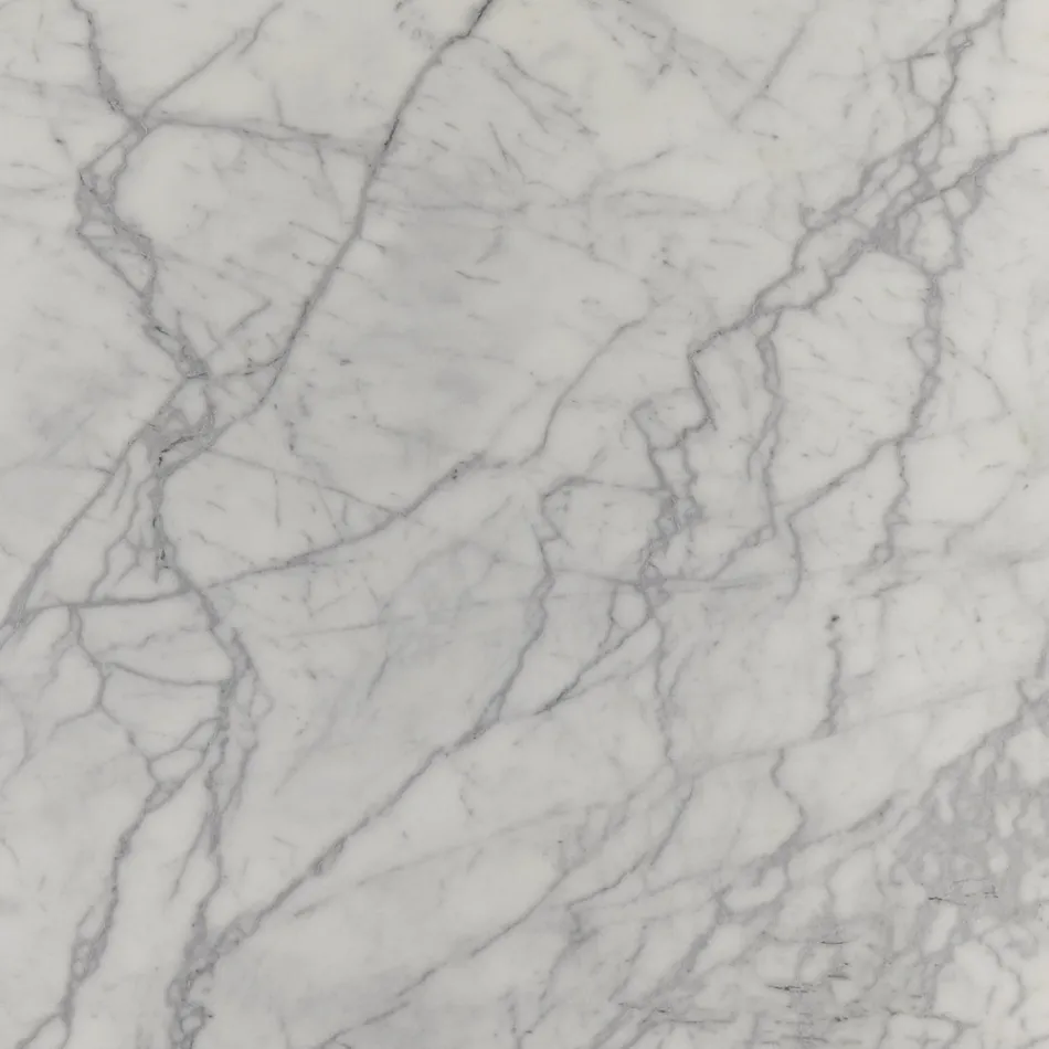 Stolik kawowy tulipan Eero Saarinen H 41 z owalnym blatem z marmuru Carrara Statuarietto Viadurini