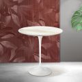 Stolik kawowy Saarinen Tulip, wys. 52 cm, z ceramiki Florim Calacatta Gold Matt - Scarlet