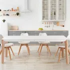 Stół rozkładany do 180 cm z nogami z litego dębu i drewna w kolorze rutenu Viadurini