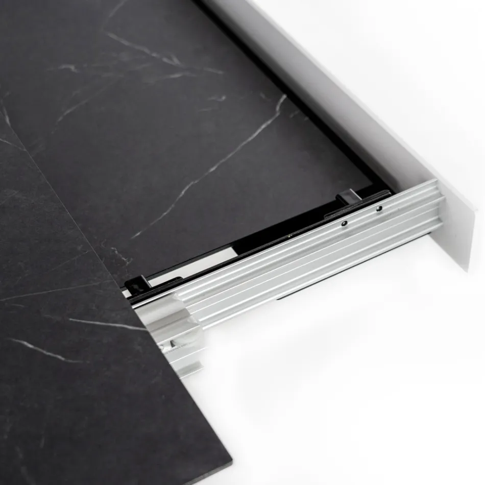 Stół rozkładany do 270 cm z blatem HPL i aluminiową podstawą - Villongo Viadurini