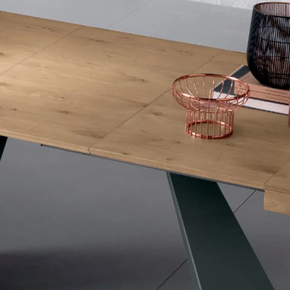 Rozkładany stół z centralnym przedłużeniem z fornirowanego drewna - Aperol Viadurini