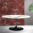 Stół rozkładany Saarinen Tulip H 74 cm z matowej ceramiki Florim Statuario w kolorze szkarłatnym Viadurini