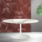 Stół rozkładany Saarinen Tulip H 74 cm z matowej ceramiki Florim Statuario w kolorze szkarłatnym Viadurini