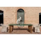 Stół zewnętrzny z mikrocementu Okumè i wykończeniem z drewna tekowego Made in Italy - ołówek Viadurini