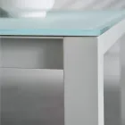 Stół ogrodowy z malowaną aluminiową konstrukcją i szklanym blatem - Salim Viadurini