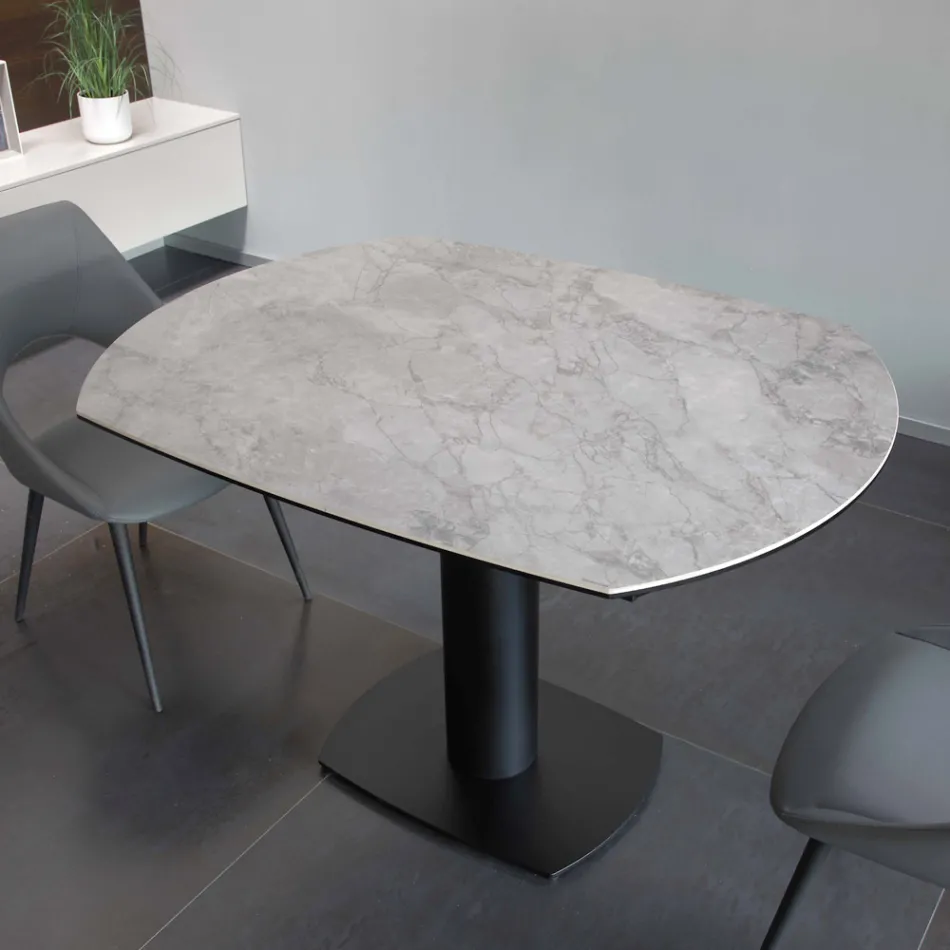 Rozkładany stół do jadalni z ceramiczną i metalową podstawą - Indira Viadurini