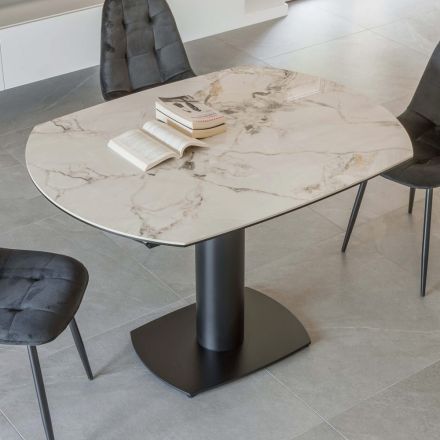 Rozkładany stół do jadalni z ceramiczną i metalową podstawą - Indira Viadurini