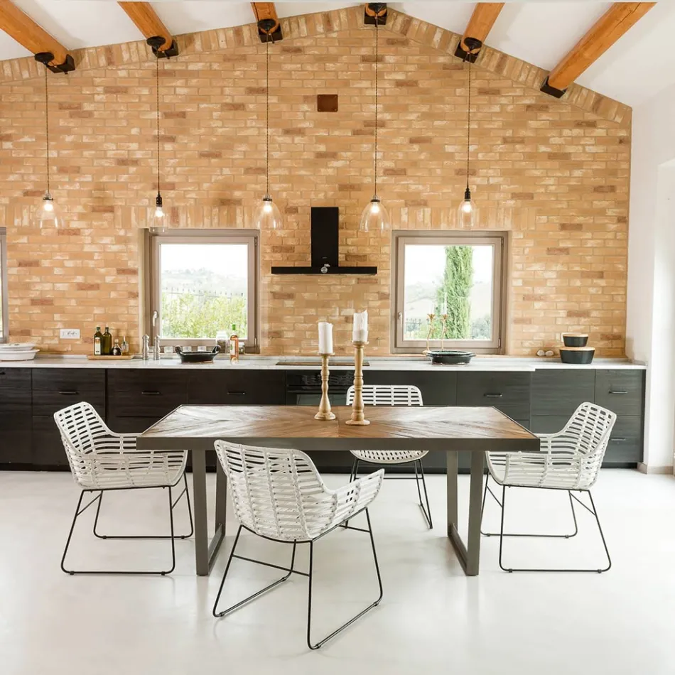 Stół do jadalni z tropikalnego drewna z recyklingu i metalowych nóg - wysuwany Viadurini