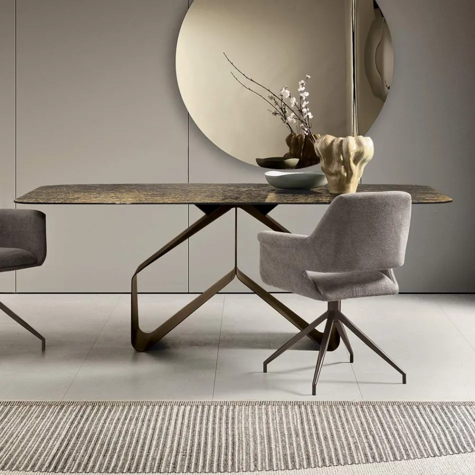 Stół stały 210x110 cm z blatem ze szkła młotkowanego i metalową podstawą - Adriano Viadurini