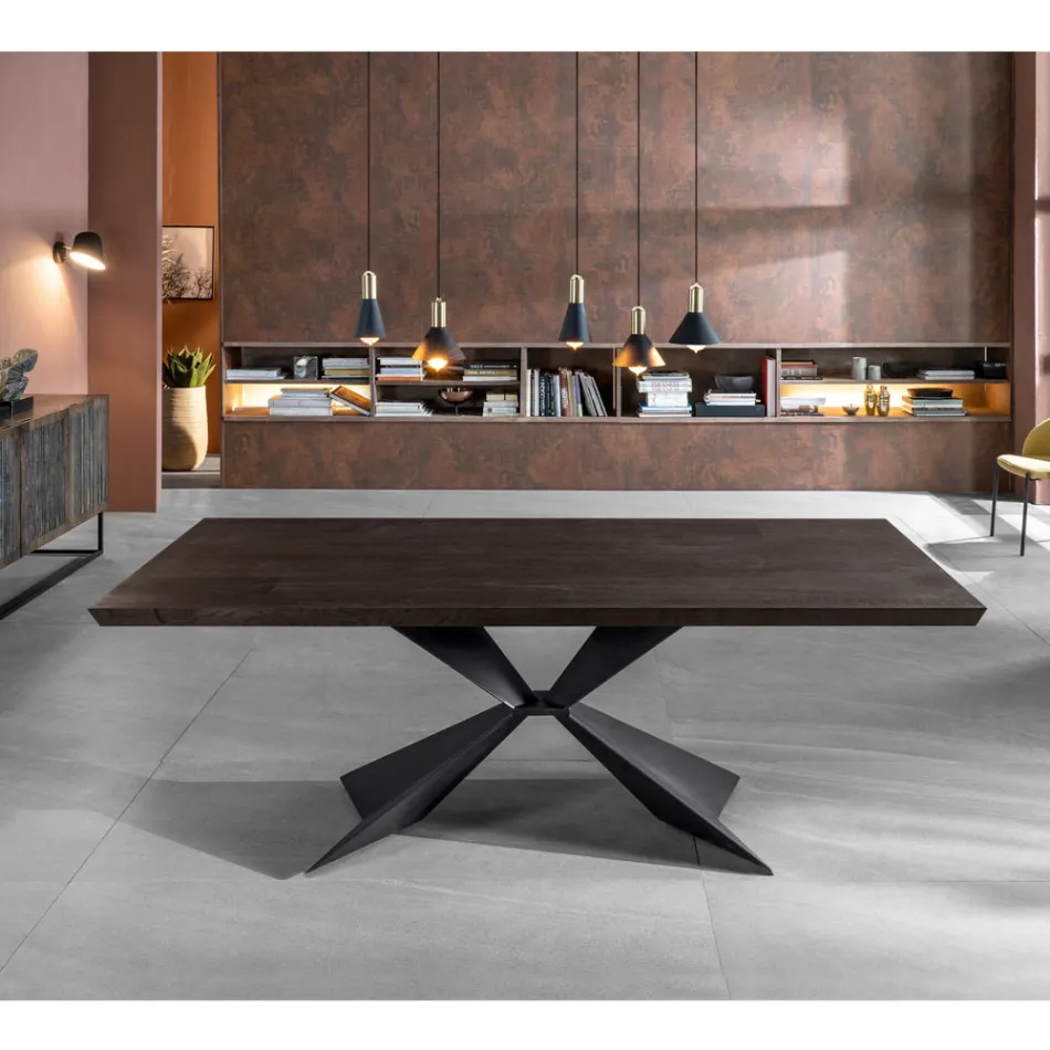 Naprawiono stół z metalową podstawą i fornirowanym dębowym blatem - granatowy Viadurini