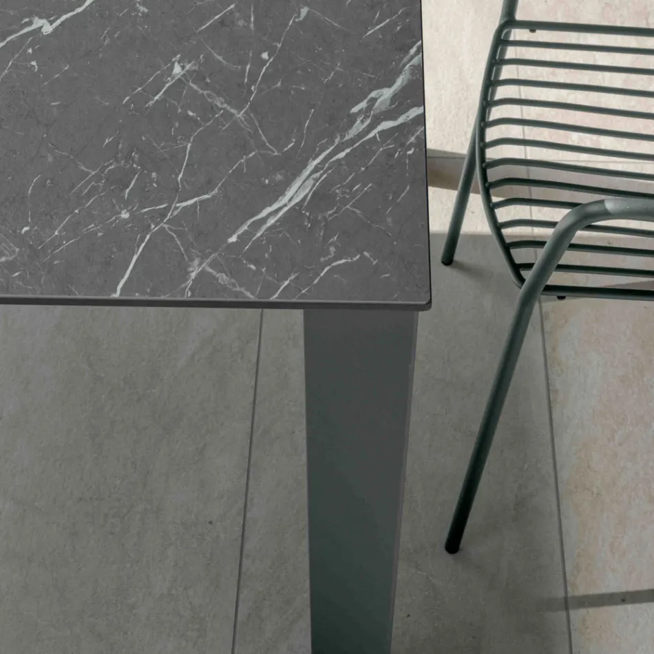 Stały stół ogrodowy z Hpl Alicante i metalową podstawą Made in Italy - Carl Viadurini