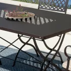 Składany stół ogrodowy ze stali ocynkowanej Made in Italy - Selvaggia Viadurini