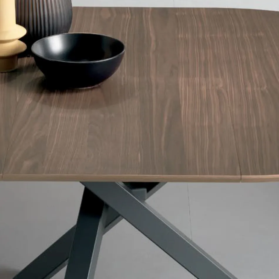 Rozkładany okrągły stół z fornirowanego drewna - Tonico Viadurini