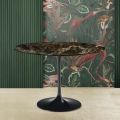 Okrągły stół Tulip Eero Saarinen H 73 z ciemnego marmuru Emperador Made in Italy - Scarlet