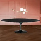 Stolik Eero Saarinen Tulip H 74 owalny z płynnego laminatu Made in Italy - Scarlet Viadurini