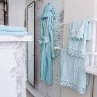 Gruby lniany ręcznik kąpielowy z włoską koronką Poema 2 kolory - zamek Viadurini