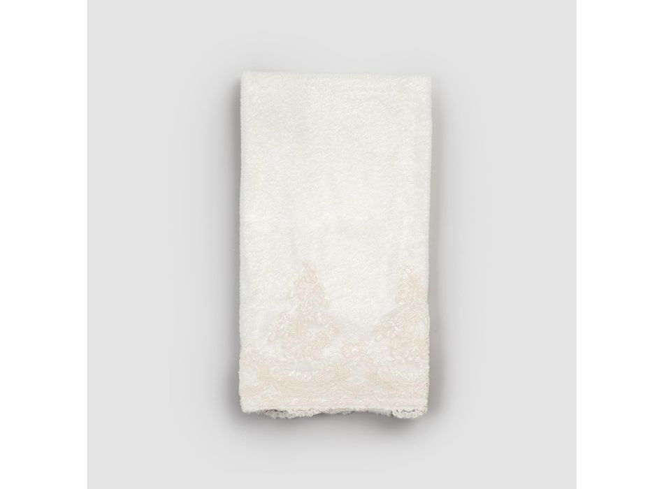 Ręcznik kąpielowy z bawełny frotte z domieszką lnu z koronką - Ginova Viadurini