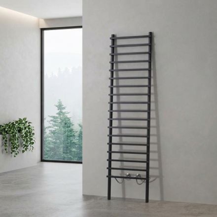 Czarny grzejnik hydrauliczny ze stali węglowej wyprodukowany we Włoszech - Raggio Viadurini