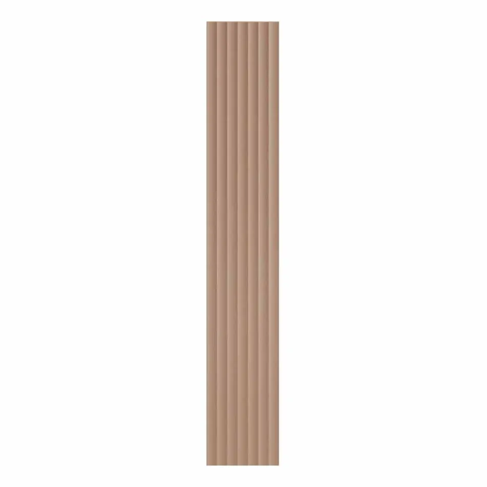 Grzejnik hydrauliczny naścienny o nowoczesnym designie do 700 W - 100 linii Viadurini