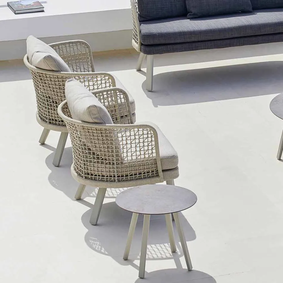 Fotel ogrodowy Varaschin Emma tapicerowany tkaniną i metalem Viadurini