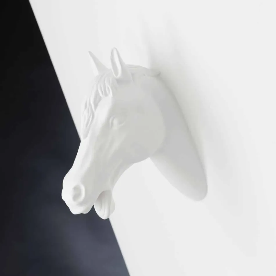 Wysoki wazon wewnętrzny z białej ceramiki ręcznie robiony we Włoszech - Jacky Viadurini