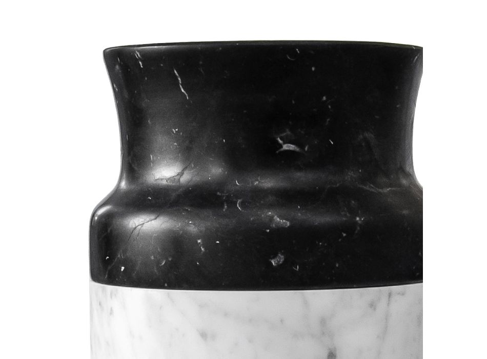 Wystrój wazonu z białego marmuru Carrara i czarnej marki Marquinia - Calar Viadurini