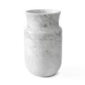 Wystrój wazonu z białego marmuru Carrara i czarnej marki Marquinia - Calar