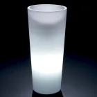 Wysoki wazon wewnętrzny z białego polietylenu Made in Italy - Devid Viadurini