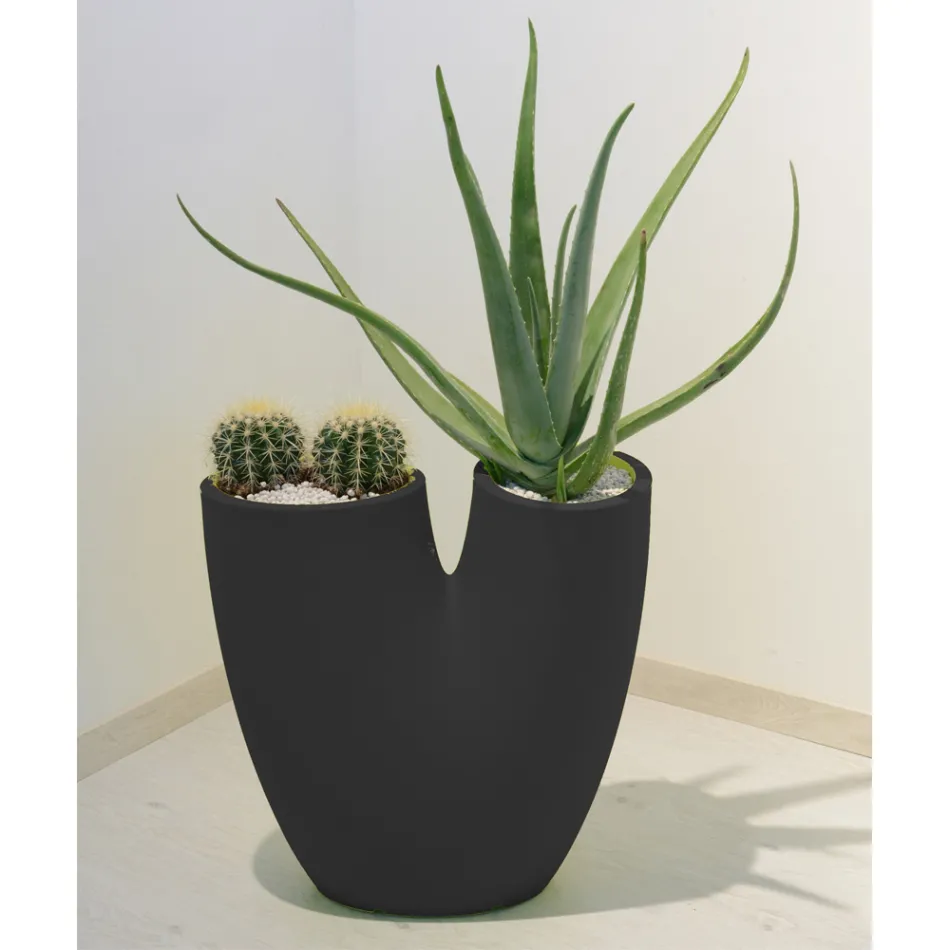 Nowoczesny kolorowy wazon ogrodowy z polietylenu Made in Italy - Flowes Viadurini